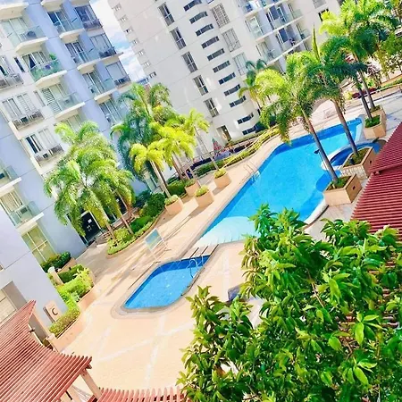 One Palm Tree Villas Condo Across Naia Terminal 3